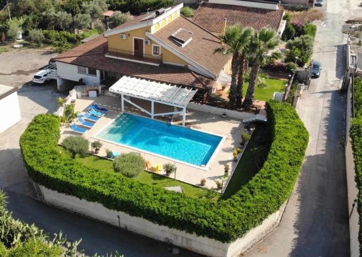B&B Vittoria House Carlentini Buitenkant foto
